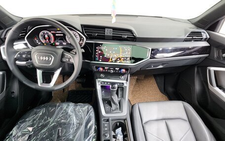 Audi Q3, 2025 год, 4 250 000 рублей, 15 фотография