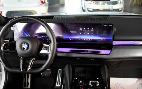 BMW 5 серия, 2024 год, 7 800 000 рублей, 17 фотография