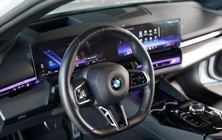 BMW 5 серия, 2024 год, 7 800 000 рублей, 18 фотография