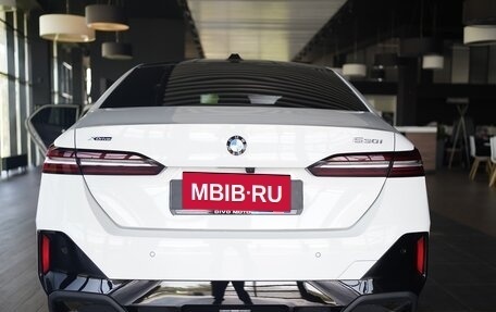 BMW 5 серия, 2024 год, 7 800 000 рублей, 6 фотография