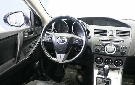 Mazda 3, 2011 год, 999 900 рублей, 12 фотография