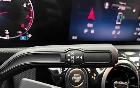 Mercedes-Benz A-Класс, 2023 год, 2 370 000 рублей, 10 фотография