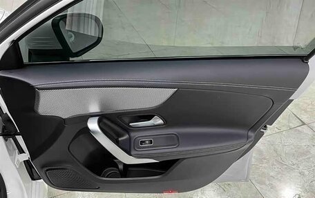 Mercedes-Benz A-Класс, 2023 год, 2 370 000 рублей, 17 фотография