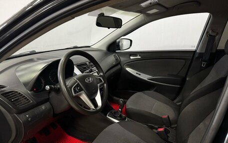 Hyundai Solaris II рестайлинг, 2013 год, 650 000 рублей, 13 фотография