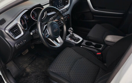 KIA cee'd III, 2019 год, 1 750 000 рублей, 16 фотография
