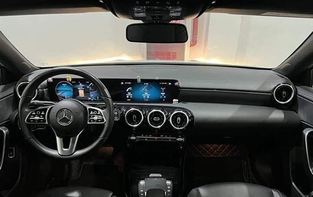 Mercedes-Benz A-Класс, 2022 год, 2 215 000 рублей, 7 фотография