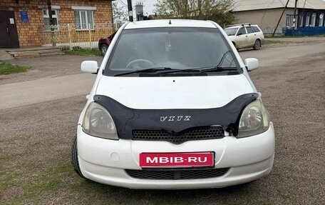 Toyota Vitz, 2000 год, 300 000 рублей, 1 фотография