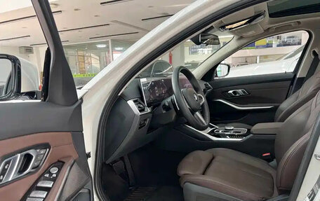 BMW 3 серия, 2024 год, 3 350 000 рублей, 13 фотография