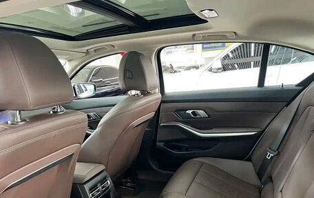 BMW 3 серия, 2024 год, 3 350 000 рублей, 15 фотография