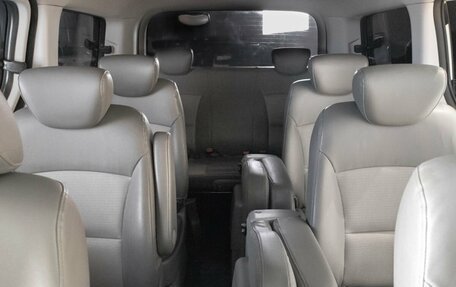Hyundai Grand Starex Grand Starex I рестайлинг 2, 2012 год, 1 432 100 рублей, 11 фотография