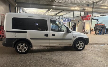 Opel Combo C, 2006 год, 290 000 рублей, 2 фотография