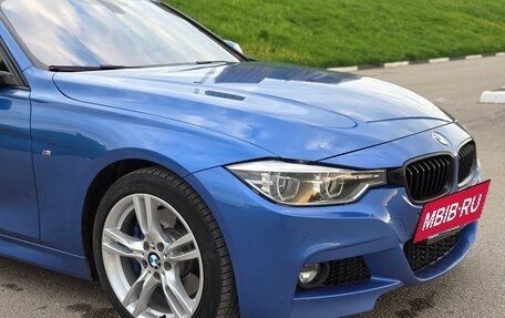 BMW 3 серия, 2018 год, 2 599 000 рублей, 13 фотография
