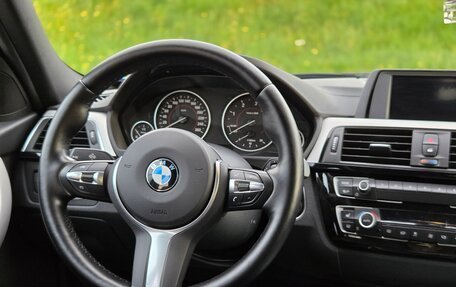 BMW 3 серия, 2018 год, 2 599 000 рублей, 25 фотография
