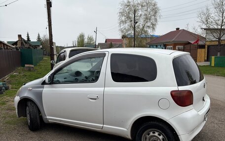Toyota Vitz, 2000 год, 300 000 рублей, 4 фотография