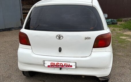 Toyota Vitz, 2000 год, 300 000 рублей, 6 фотография