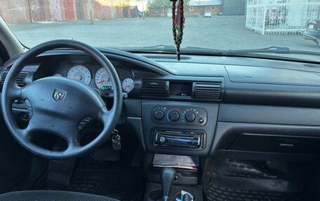 Dodge Stratus II, 2005 год, 299 000 рублей, 10 фотография
