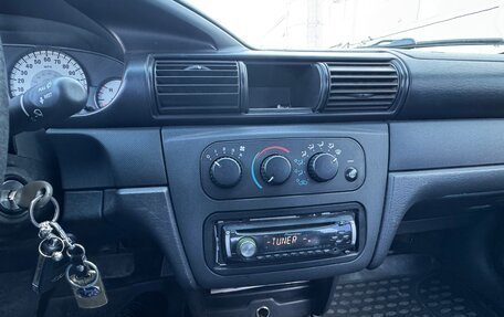Dodge Stratus II, 2005 год, 299 000 рублей, 12 фотография