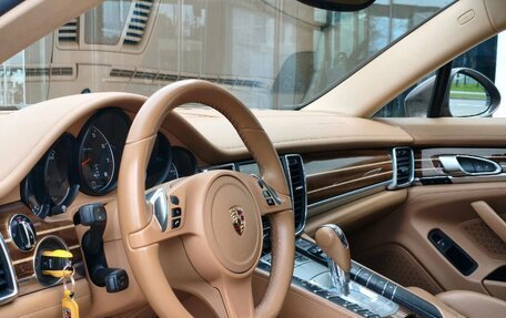 Porsche Panamera II рестайлинг, 2014 год, 3 750 000 рублей, 18 фотография