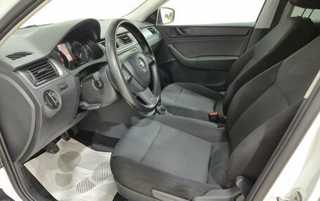 Skoda Rapid I, 2015 год, 800 000 рублей, 12 фотография