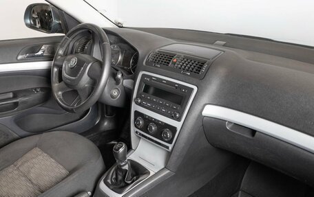 Skoda Octavia, 2010 год, 720 000 рублей, 7 фотография