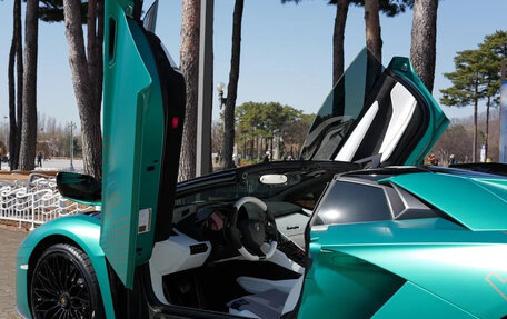 Lamborghini Aventador I рестайлинг, 2021 год, 46 000 000 рублей, 6 фотография