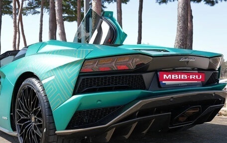Lamborghini Aventador I рестайлинг, 2021 год, 46 000 000 рублей, 4 фотография