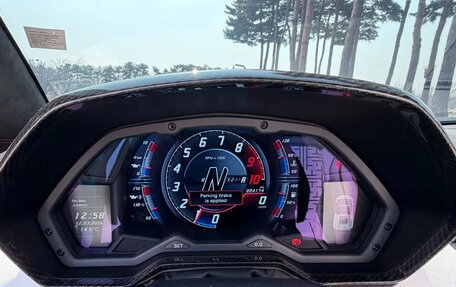 Lamborghini Aventador I рестайлинг, 2021 год, 46 000 000 рублей, 14 фотография
