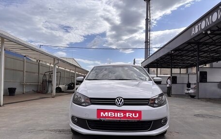 Volkswagen Polo VI (EU Market), 2014 год, 820 000 рублей, 2 фотография