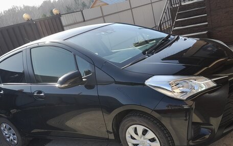 Toyota Vitz, 2019 год, 990 000 рублей, 3 фотография