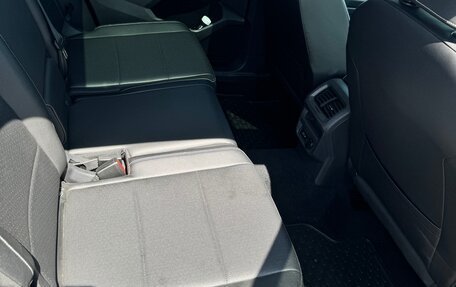 Volkswagen Tiguan II, 2020 год, 2 900 000 рублей, 5 фотография