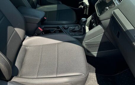 Volkswagen Tiguan II, 2020 год, 2 900 000 рублей, 4 фотография
