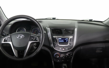 Hyundai Solaris II рестайлинг, 2016 год, 1 199 990 рублей, 13 фотография