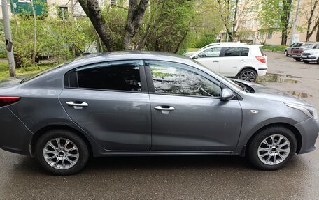 KIA Rio IV, 2019 год, 870 000 рублей, 3 фотография