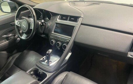 Jaguar E-Pace, 2018 год, 3 399 800 рублей, 3 фотография