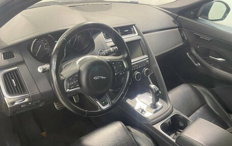 Jaguar E-Pace, 2018 год, 3 399 800 рублей, 8 фотография