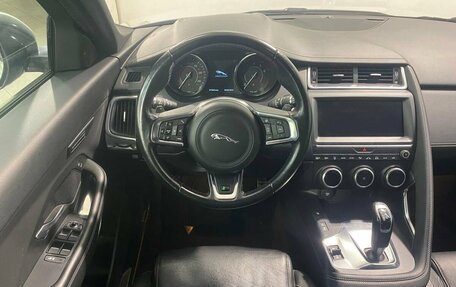 Jaguar E-Pace, 2018 год, 3 399 800 рублей, 11 фотография