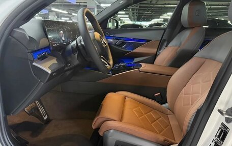 BMW 5 серия, 2025 год, 7 560 750 рублей, 7 фотография