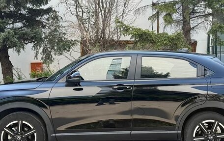 Honda Vezel, 2023 год, 1 998 750 рублей, 8 фотография