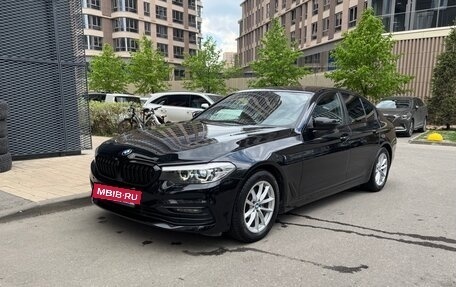BMW 5 серия, 2019 год, 4 200 000 рублей, 2 фотография