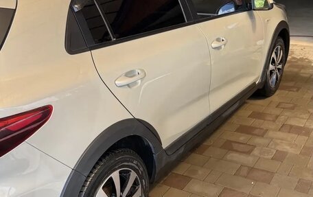 KIA Rio IV, 2018 год, 1 250 000 рублей, 2 фотография
