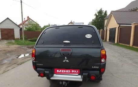 Mitsubishi L200 IV рестайлинг, 2013 год, 1 450 000 рублей, 4 фотография