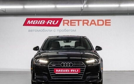 Audi A4, 2018 год, 2 700 000 рублей, 3 фотография