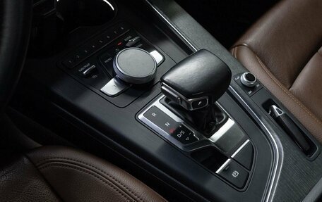 Audi A4, 2018 год, 2 700 000 рублей, 11 фотография