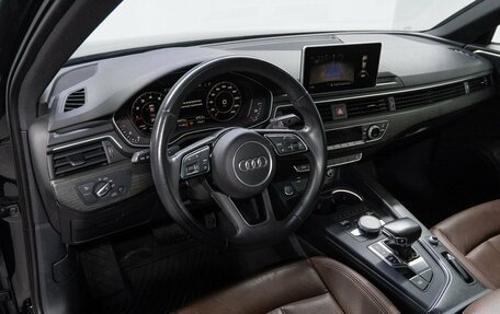 Audi A4, 2018 год, 2 700 000 рублей, 10 фотография