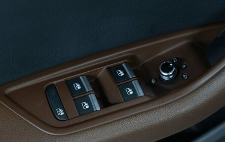 Audi A4, 2018 год, 2 700 000 рублей, 13 фотография