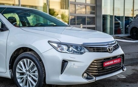 Toyota Camry, 2015 год, 2 468 000 рублей, 10 фотография