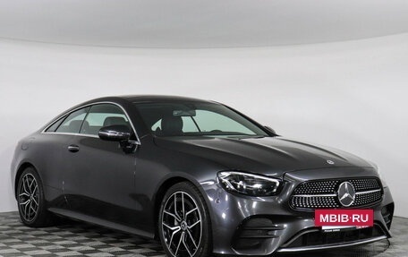 Mercedes-Benz E-Класс, 2021 год, 5 597 000 рублей, 3 фотография