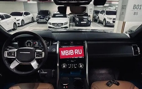 Land Rover Discovery IV, 2024 год, 8 950 000 рублей, 10 фотография