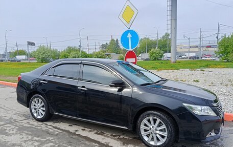 Toyota Camry, 2014 год, 1 900 000 рублей, 3 фотография