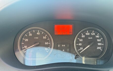 Renault Sandero I, 2012 год, 765 000 рублей, 11 фотография